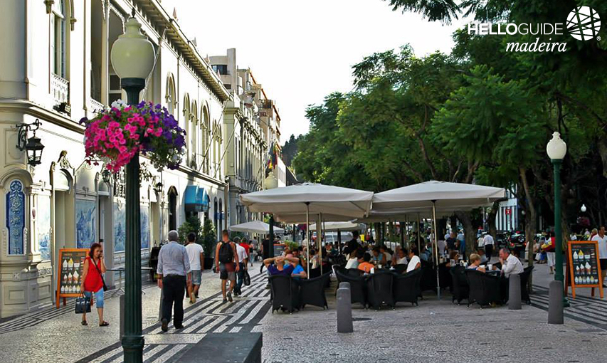 Через городских улиц