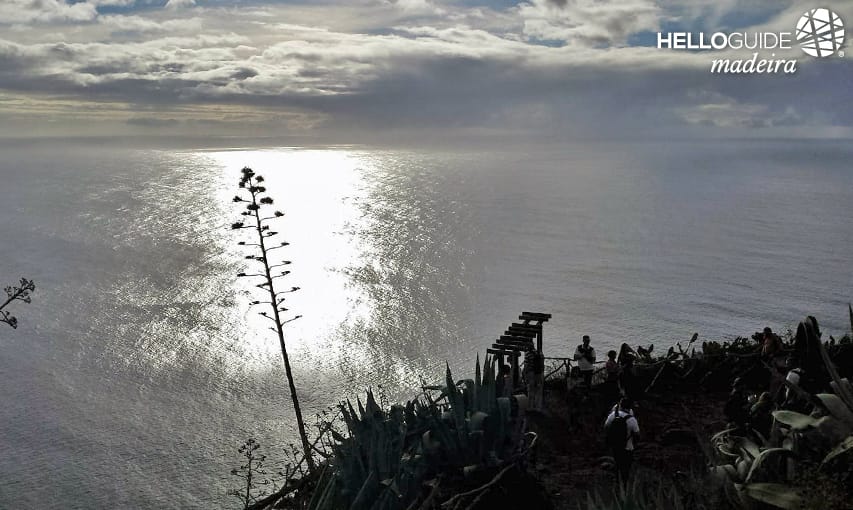 Point de vue avec vue sur la mer