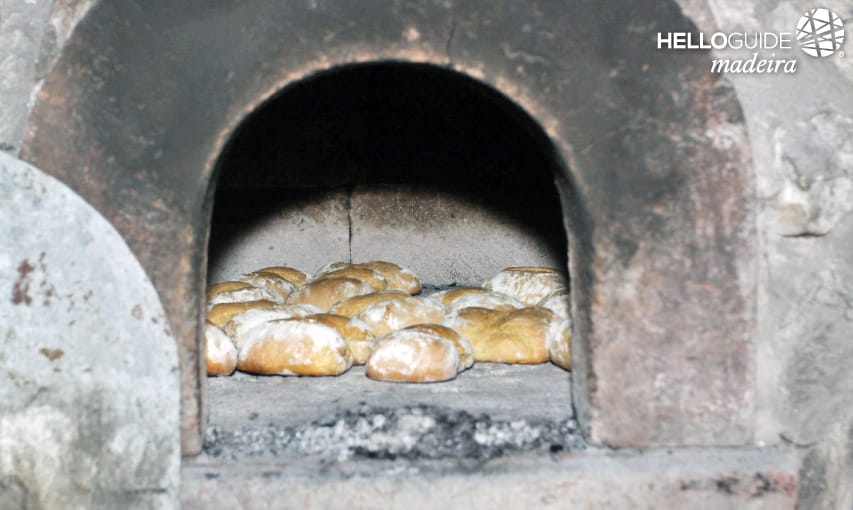 Pain chaud au matin ...