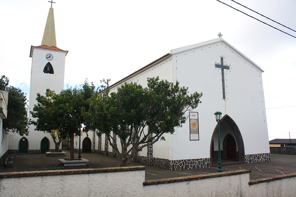 Игрэжа Носса Сэнёра (Церковь Божия Матерь) да Граса