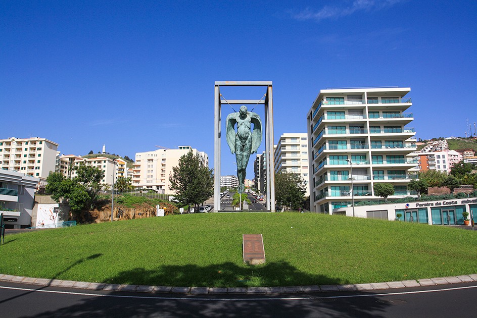Estátua do Anjo Caído