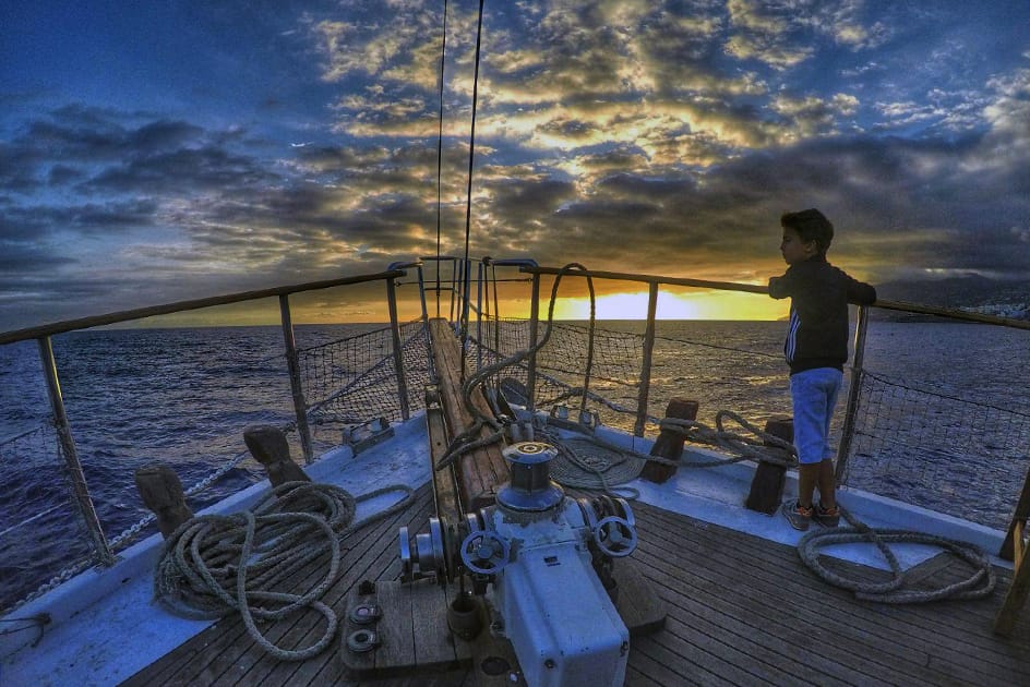 Funchal boat trips, feel the sunset from Sea